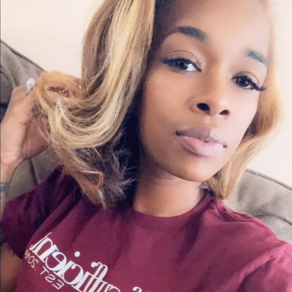 Meet your Posher, Taliya